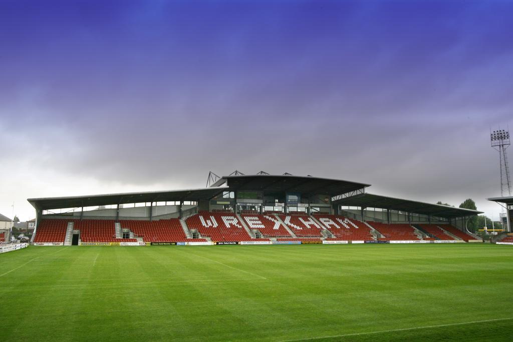 Appartamento The Berwyn - Berwyn House Wrexham Esterno foto